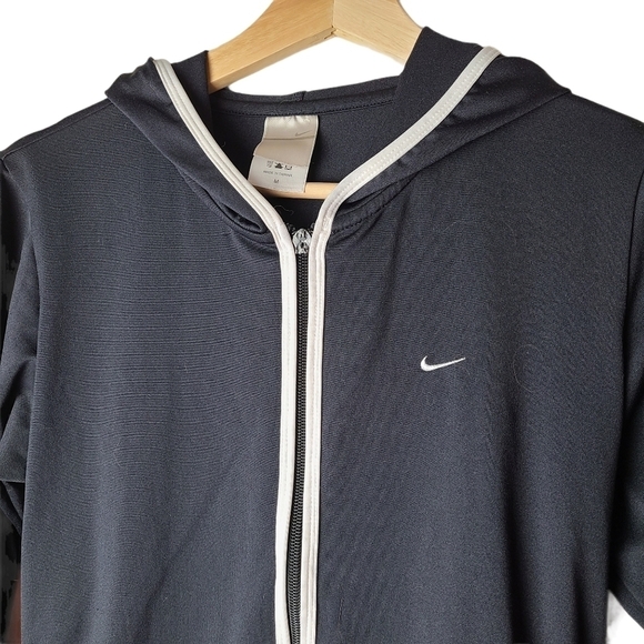 Nike vintage black white long-sleeved  track jacket - Picture 2 of 8